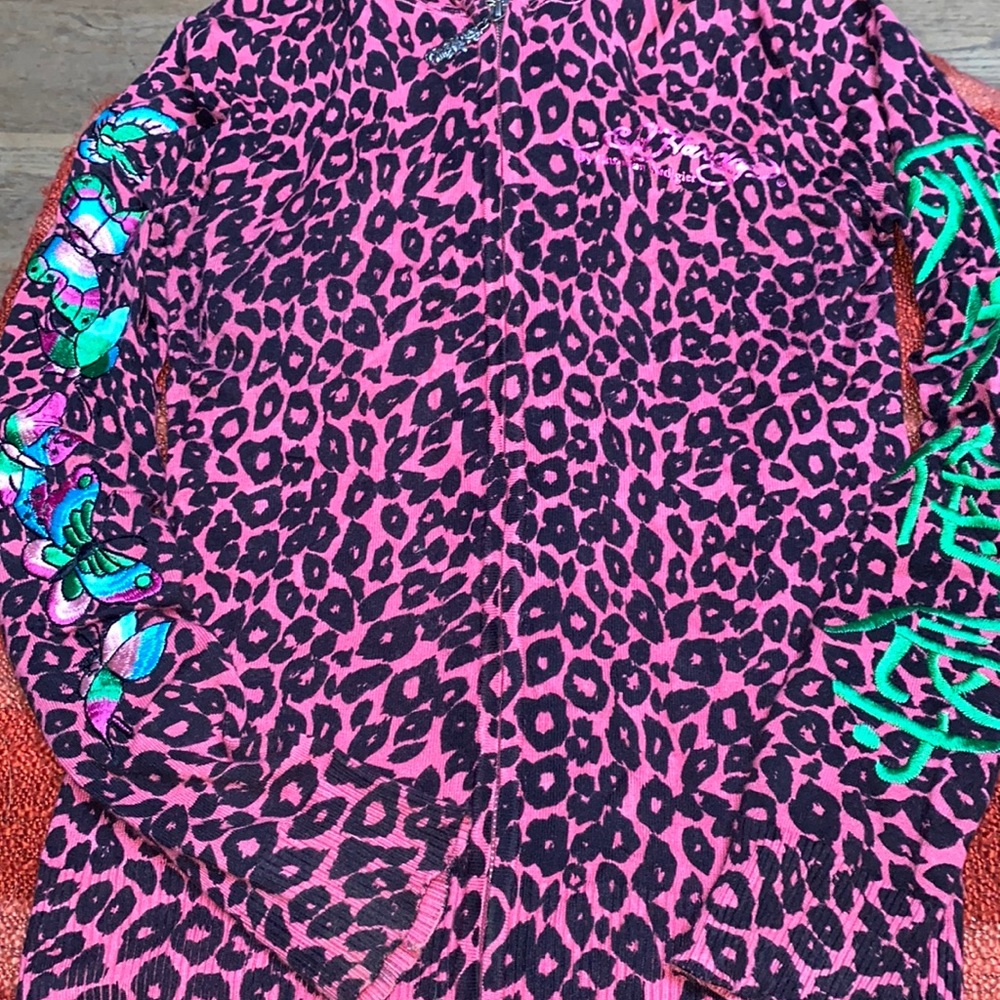 Women’s Pink Leopard Print Sweater with Green Butterfly Detail